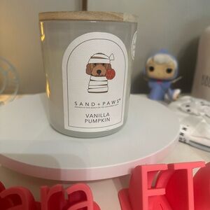 Sand + Paws Vanilla Pumpkin Candle | 10oz